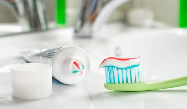 اختيار معجون الاسنان المناسب